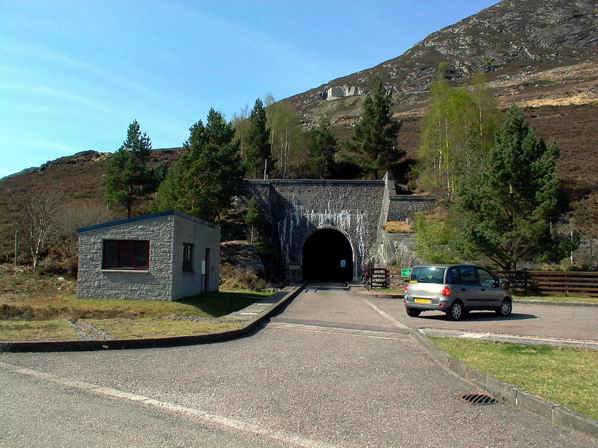 Deanie access tunnel portal